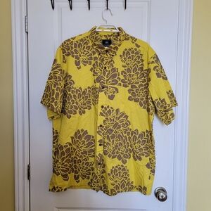 Sig Zane Hawaiian shirt genuine made in Hawaii yellow brown flowers resortwear